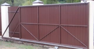 Купить откатные ворота из профнастила Сергиев Посад, цена от 1762 руб.
